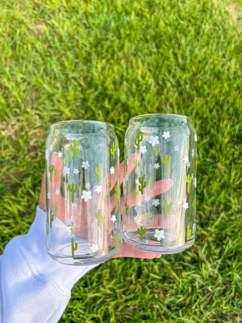 Cactus and flowers Glass cup